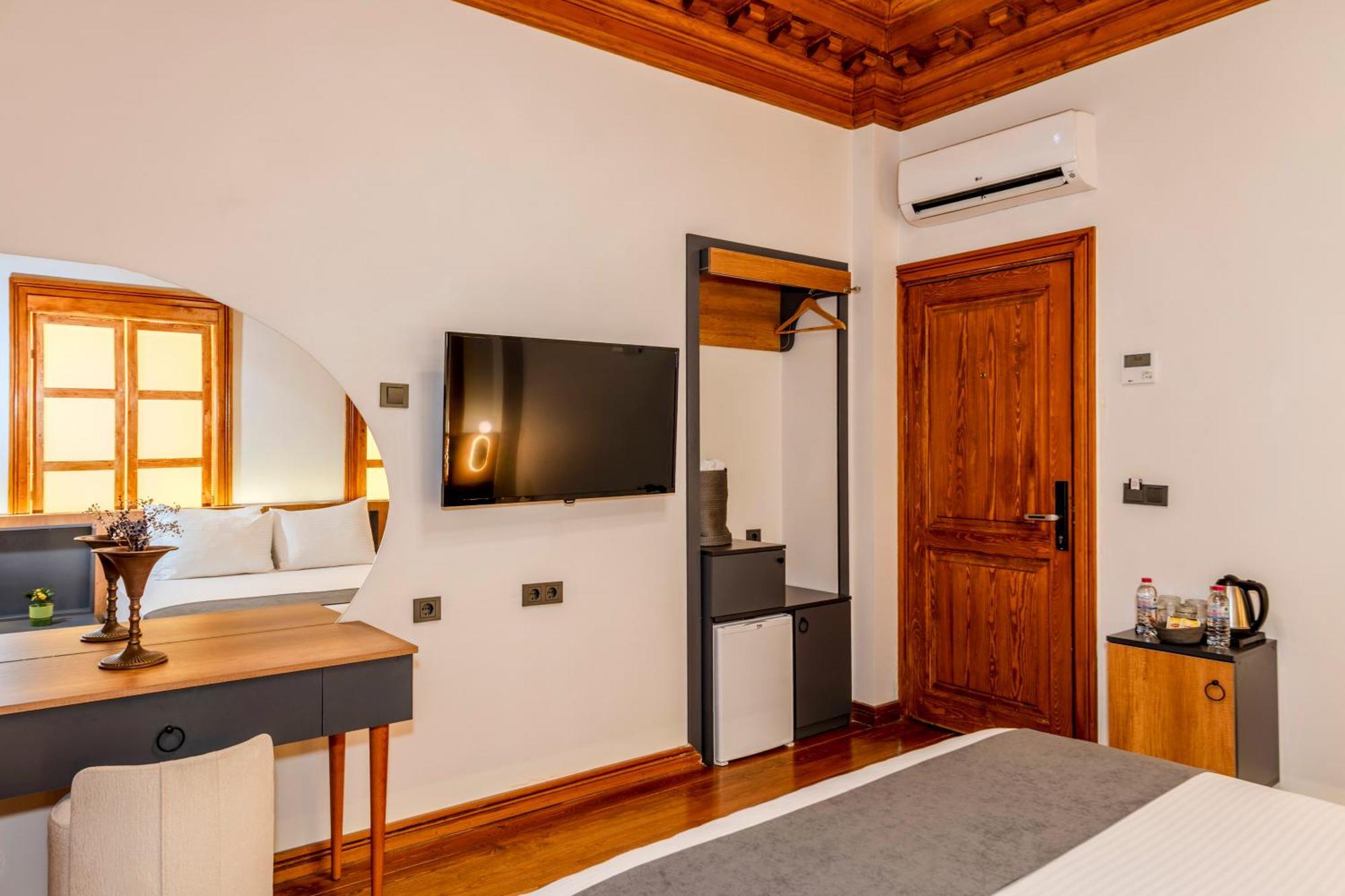 Elmira Pera Hotel & Spa - Special Class Istambul Exterior foto